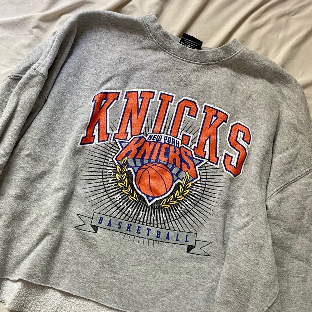 New York Knicks Cropped Crewneck Topshop